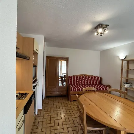 Confortable A Pour 4 Personnes Avec Terrasse - Fr-1-676-216